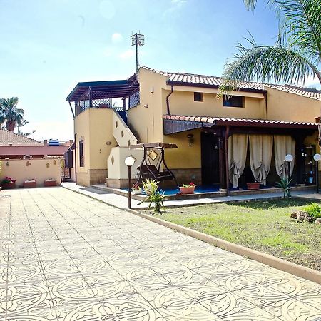 Acasaammari Apartment Campofelice Di Roccella Bagian luar foto