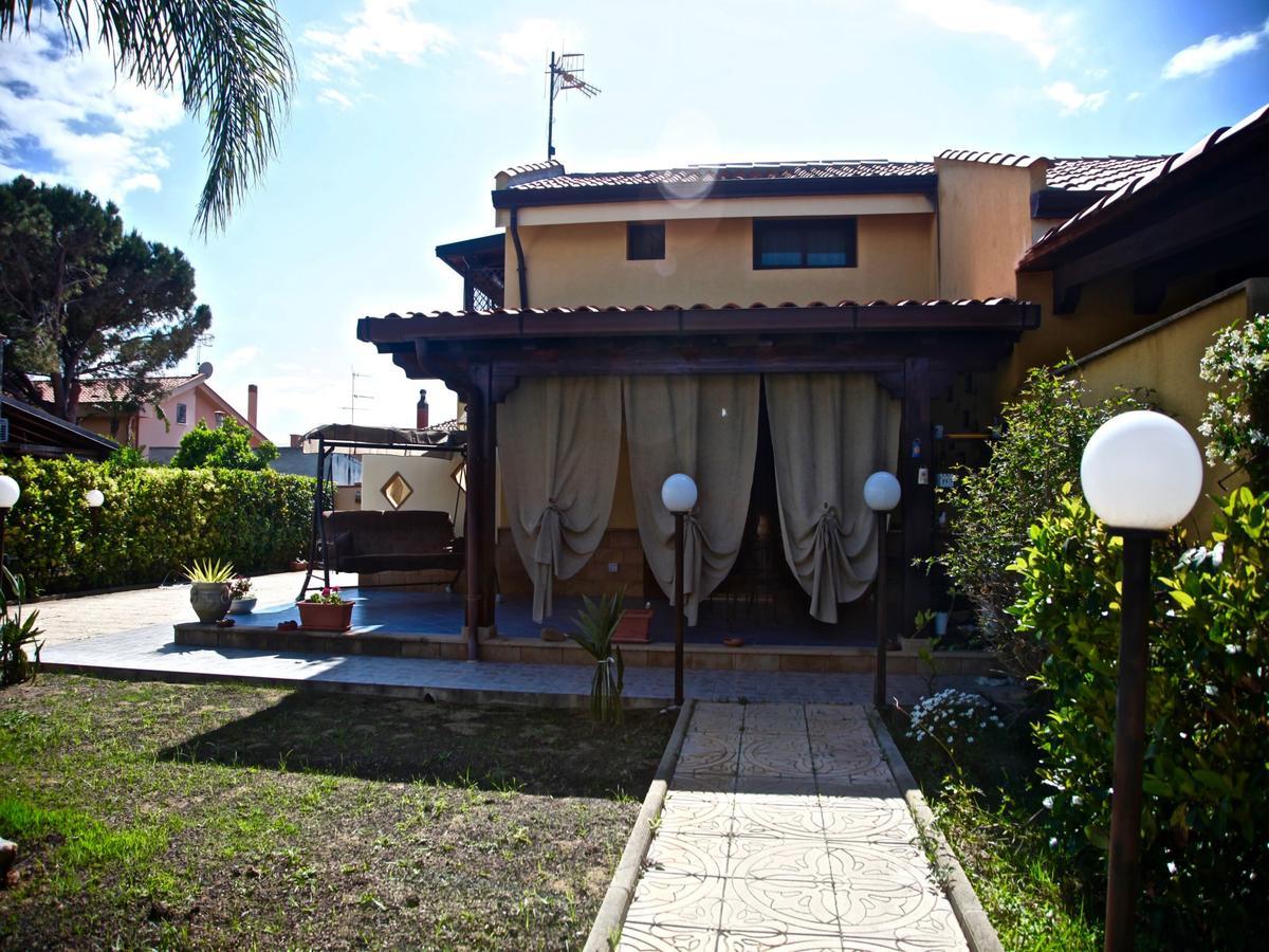 Acasaammari Apartment Campofelice Di Roccella Bagian luar foto